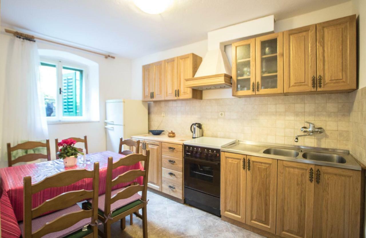 Apartman Juricic ラビン エクステリア 写真